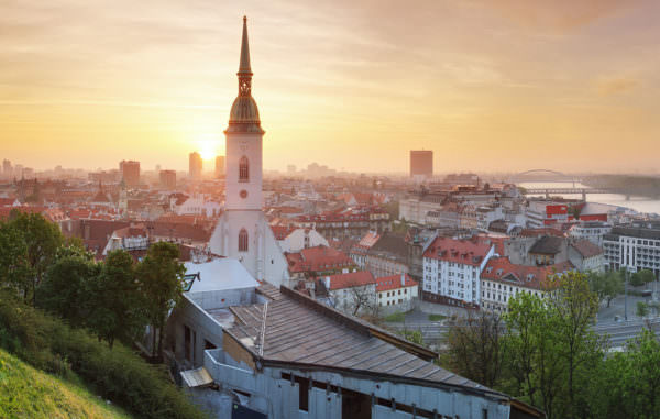 Aussicht von der Pressburg über Bratislava